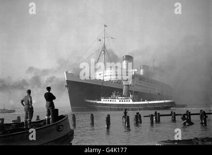 Transport - RMS Queen Elizabeth - Southampton Stockfoto