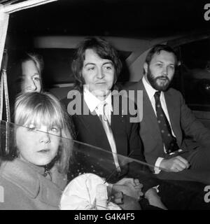 Gesellschaftliche Veranstaltungen - Paul McCartney-Hochzeit - Standesamt Marylebone, London Stockfoto