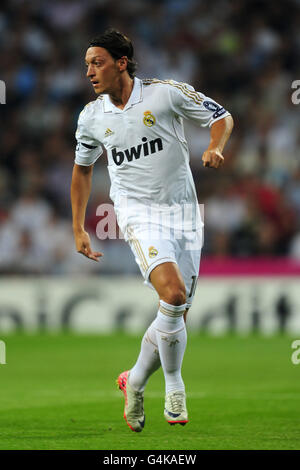 Fußball - UEFA Champions League - Gruppe D - Real Madrid / Ajax - Santiago Bernabeu. Mesut Ozil, Real Madrid Stockfoto