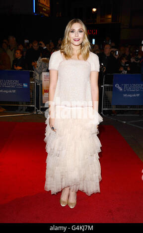 Elizabeth Olsen bei der Premiere von Martha Marcy May Marlene im VUE, Leicester Square, London, gezeigt im Rahmen des 55. BFI London Film Festival. DRÜCKEN Sie VERBANDSFOTO. Bilddatum: Freitag, 21. Oktober 2011. Bildnachweis sollte lauten: Ian West/PA Wire Stockfoto