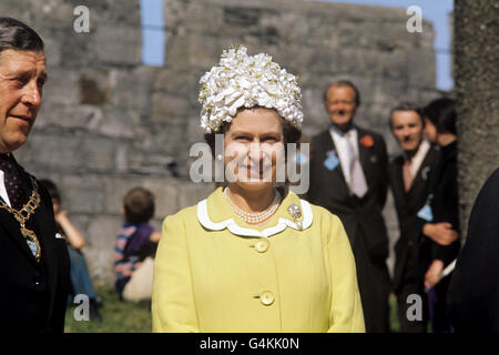 Royalty - Königin Elizabeth II-Besuch in der Isle Of Man Stockfoto