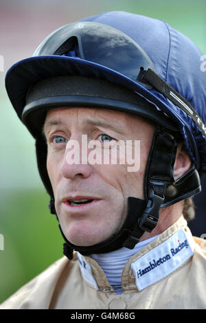 Pferderennen - Ladbrokes St. Leger Festival 2011 - der Welcome to Yorkshire Opening Day - Doncaster Racecourse. Kieren Fallon, Jockey Stockfoto