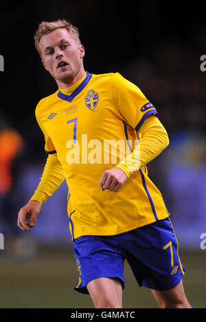 Fußball - UEFA Euro 2012 - Qualifikation - Gruppe E - Schweden - Niederlande - Rasunda Stadion. Sebastian Larsson, Schweden Stockfoto