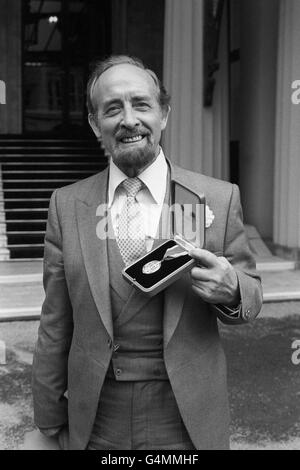 Politik - Horace Cutler Investitur - Buckingham Palace Stockfoto