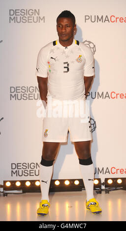 Der ghanaische Asamoah Gyan bei der Präsentation des PUMA African Football Trikots im Design Museum, London. Stockfoto