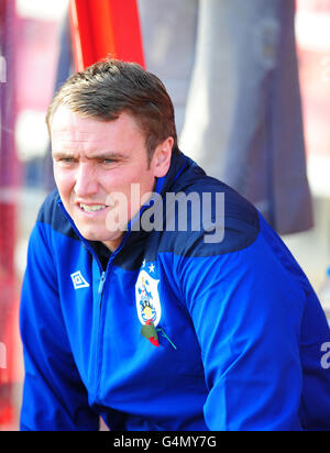 Fußball - FA Cup - erste Runde - Swindon Town / Huddersfield Town - County Ground. Lee Clark, Stadtmanager von Huddersfield Stockfoto