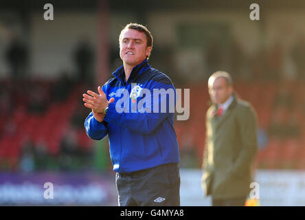 Fußball - FA Cup - erste Runde - Swindon Town / Huddersfield Town - County Ground. Lee Clark, Stadtmanager von Huddersfield Stockfoto