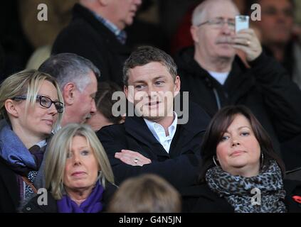 Fußball - Barclays Premier League - Manchester United gegen Sunderland - Old Trafford. Ehemaliger Spieler von Manchester United und Manager von Molde Ole Gunnar Solskjaer auf der Tribüne Stockfoto