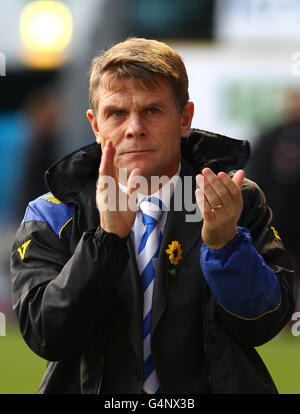 Fußball - Npower Football League Two - Gillingham V Bradford City - MEMS Priestfield Stadium Stockfoto