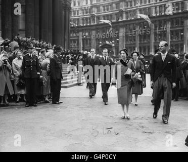 Royalty - Königin Elizabeth II - St. Pauls Cathedral, London Stockfoto