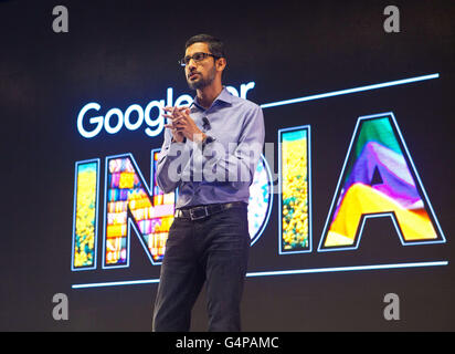 16. Dezember 2015 - Neu-Delhi, Indien - 16. Dezember 2015 - New Delhi - Indien... Sundar Pichai, CEO von Goggle Inc., befasst sich eine Konferenz in Neu-Delhi, Indien. (Kredit-Bild: © Subhash Sharma über ZUMA Draht) Stockfoto