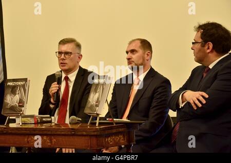 London, Samstag 18. Juni 2016, The London treffen mit prof. Slawomir Cenckiewicz und Adam Chmielecki die Autoren der Biographie "Präsident Lech Kaczynski 2005-2010" Credit: Marcin Libera/Alamy Live News Stockfoto