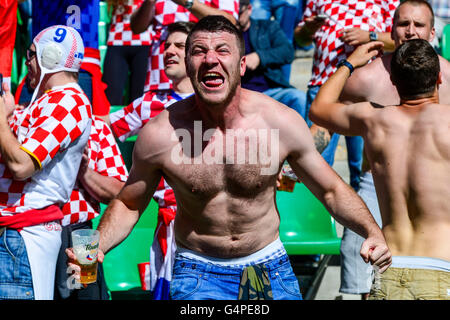 Kroatischen Fans während der UEFA EURO 2016-Fußball-WM, Gruppe D Spiel Tschechien Vs Kroatien in Saint-Etienne, Frankreich, am 17. Juni 2016. (CTK Foto/David Tanecek) Stockfoto