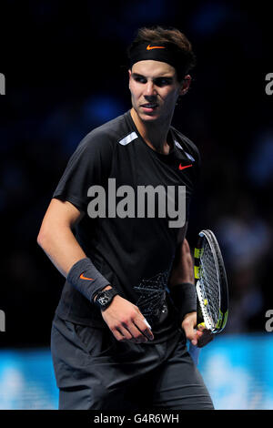 Tennis - Barclays ATP World Tennis Tour Finals - Tag 1 - O2 Arena. Rafael Nadal aus Spanien Stockfoto