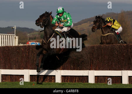 Horse Racing - International - Tag zwei - Cheltenham Racecourse Stockfoto