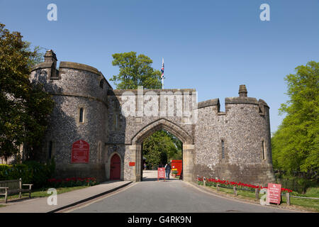 Eingang der Mill Road, Arundel Castle, Arundel, West Sussex, England, Vereinigtes Königreich, Europa Stockfoto