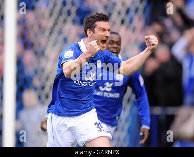 Fußball - npower Football League Championship - Leicester City V Portsmouth - The King Power Stadium. David Nugent von Leicester City feiert, nachdem er das Eröffnungstreffer seines Teams erzielt hat Stockfoto