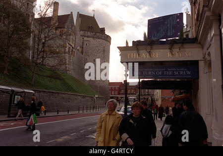 Das Theatre Royal in Windsor, wo der Earl of Wessex einen bezahlten Vortrag über die Restaurierung von Windsor Castle nach dem verheerenden Brand im Jahr 1992 hielt. Stockfoto