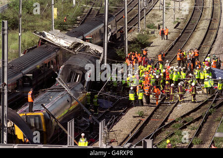 Britische Unfälle und Katastrophen - Paddington Schiene Abbruch - London - 1999 Stockfoto