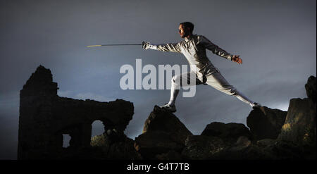 Britisches Olympisches Fechten hoffnungsvoll Keith Cook auf Arthur's Seat in Edinburgh. Stockfoto