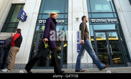 Ulster Bank gesetzt, Arbeitsplätze Axt Stockfoto