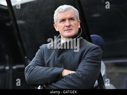 Fußball - Barclays Premier League - Newcastle United / Queens Park Rangers - Sports Direct Arena. Mark Hughes, Queens Park Rangers Manager Stockfoto