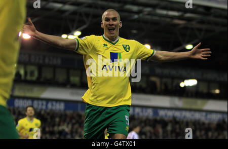 Steve Morison von Norwich City feiert das zweite Tor Stockfoto