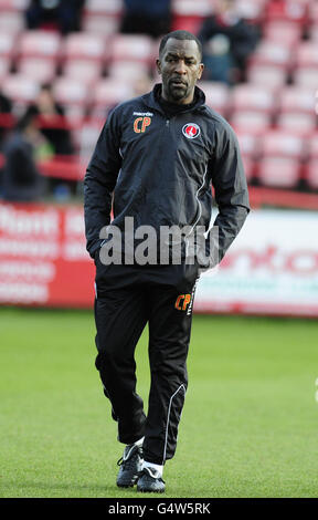 Fußball - Npower Football League One - Exeter City gegen Charlton Athletic - St James' Park Stockfoto