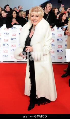 National Television Awards 2012 - Ankunft - London. Gloria Hunniford bei der Ankunft für die NTA Awards 2012 im O2, Greenwich, London Stockfoto