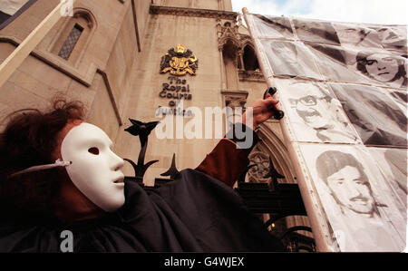 Pinochet Demonstration High Court Stockfoto