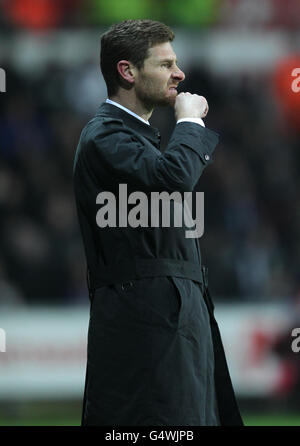 Fußball - Barclays Premier League - Swansea City / Chelsea - Liberty Stadium. Chelseas Manager Andre Villas-Boas auf der Touchline Stockfoto