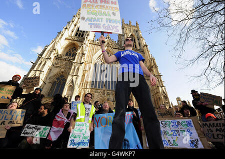 York Minster protest Stockfoto