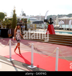 End Event Fashion parade - Best of Yachting - Port Adriano - 10., 11., 12. Juni 2016 - Philippe Starck entworfen, Port Adriano Stockfoto