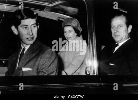 Royalty - Königin Elizabeth II - Cardiff, Wales Stockfoto