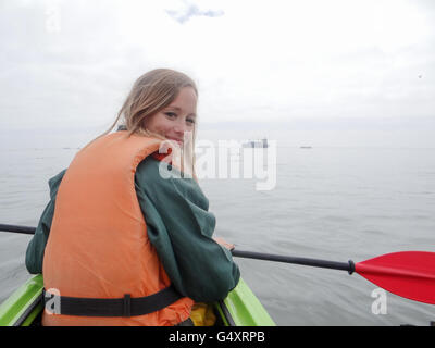 Namibia, Erongo, Walvis Bay, versiegeln Kajak-Tour Stockfoto