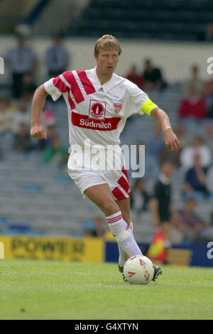 Fußball - Makita Turnier 1992 - 3. Platz Spiel - Nottingham Forest gegen VfB Stuttgart - Elland Road. GUIDO BUCHWALD, VFB STUTTGART. Stockfoto