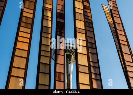 Space Needle, Seattle, Washington, USA ist ein 184 Meter hohen anzeigen und Restaurant Turm Stockfoto