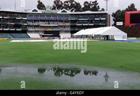 Ein Wet Wanderers Stadium in Johannesburg. The Ground hat alle seine Tickets an 32,000 Fans verkauft, die Südafrika im Finale der Dreiecksreihe in England spielen sehen werden. Stockfoto