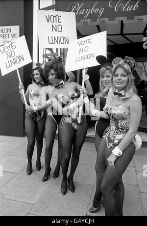 Arbeiten Sie - Bunny Girls - London - 1975 Stockfoto