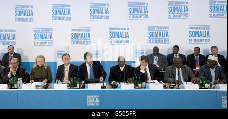 Premierminister David Cameron (vierter links) leitet die Somalia-Konferenz im Lancaster House in London. Stockfoto