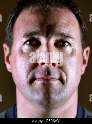 Cardiff City Manager Malky Mackay während eines Medientages im Val Resort, Hensol. DRÜCKEN SIE VERBANDSFOTO. Bilddatum: Donnerstag, 23. Februar 2012. Siehe PA Geschichte FUSSBALL Cardiff. Das Foto sollte lauten: Nick Potts/PA Wire. Stockfoto