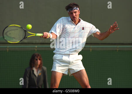 Tennis - 1995 Wimbledon Championships - Herren Einzel - dritte Runde - David Wheaton V Andre Agassi - All England Lawn Tennis... Stockfoto