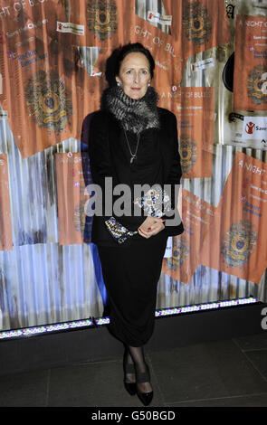 Save the Children's „A Night of Blues“-Veranstaltung – London. Fiona Shaw kommt bei der Veranstaltung „A Night of Blues“ von Save the Children im Roundhouse, Camden, London, an. Stockfoto