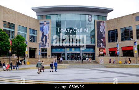 Eingang zum Lowry Outlet-Center, MediaCityUK, Salford Quays, Salford UK Stockfoto