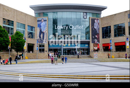 Eingang zum Lowry Outlet-Center, MediaCityUK, Salford Quays, Salford UK Stockfoto