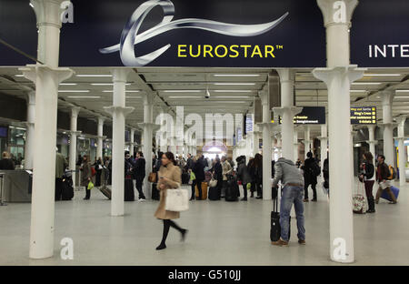 Eurostar-Aktie. Eine allgemeine Ansicht der Eurostar-Abflugstore am Bahnhof St. Pancras International, London. Stockfoto