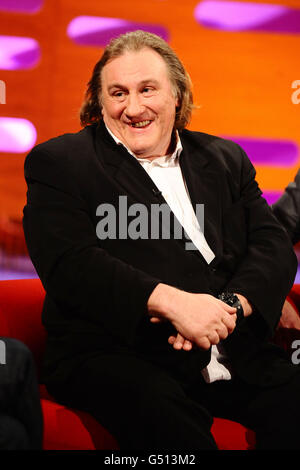 Gerard Depardieu während der Dreharbeiten zur Graham Norton Show in den Londoner Studios, Süd-London, die am Freitagabend auf BBC One ausgestrahlt werden. DRÜCKEN Sie VERBANDSFOTO. Bilddatum: Donnerstag, 8. März 2012. Bildnachweis sollte lauten: Ian West/PA Wire Stockfoto