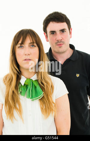 TOM ELLEN und LUCY IVISON, kreativen Partner / Autoren der Romane für Jugendliche und junge Erwachsene an The Hay Festival der Literatur und der Kunst, 30. Mai 2016 Stockfoto