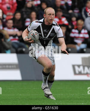 Rugby League - Stobart Super League - Widnes Vikings gegen Wigan Warriors - Stobart Stadium Halton. Shaun Briscoe von Widnes Vikings in Aktion gegen die Wigan-Krieger Stockfoto