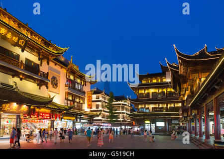 China, Shanghai, verziert und beleuchtete Häuser in der Altstadt, das neu erbaute alte Stadt Shanghai Stockfoto